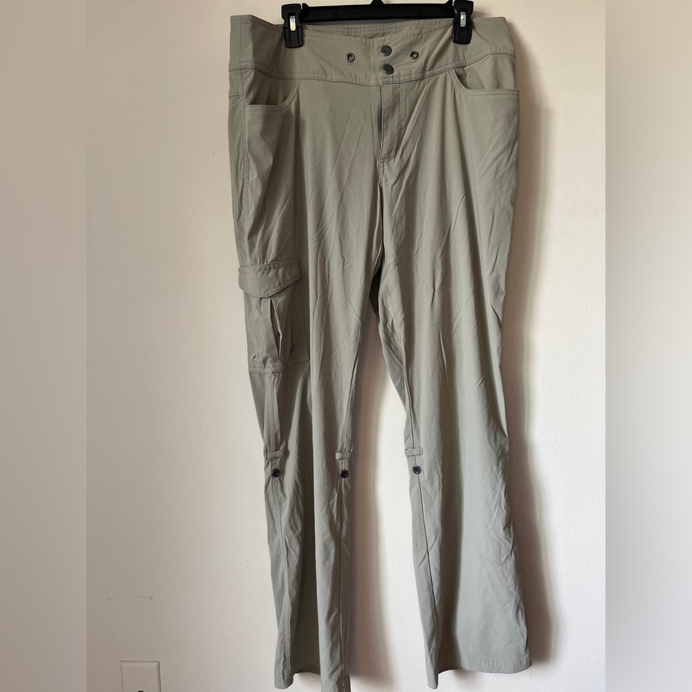 Columbia Omni-Shield Advanced Repellence rollable pants